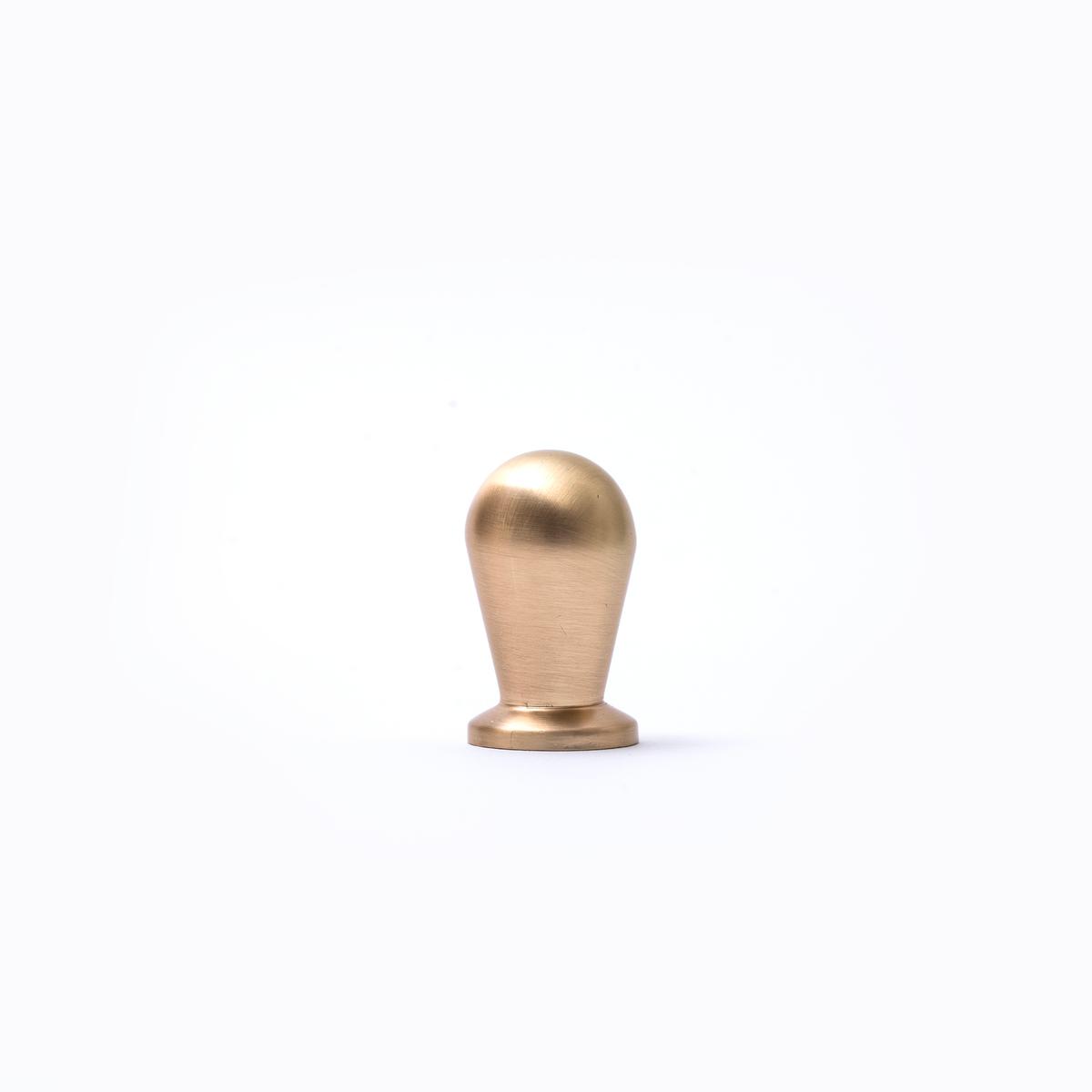 Liten skåpknopp i stilren design